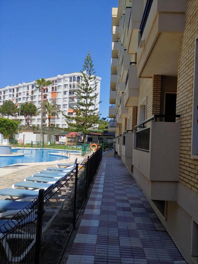 Apartamento 315 En Paseo Maritimo 96 Apartment Фуeнхирола Екстериор снимка