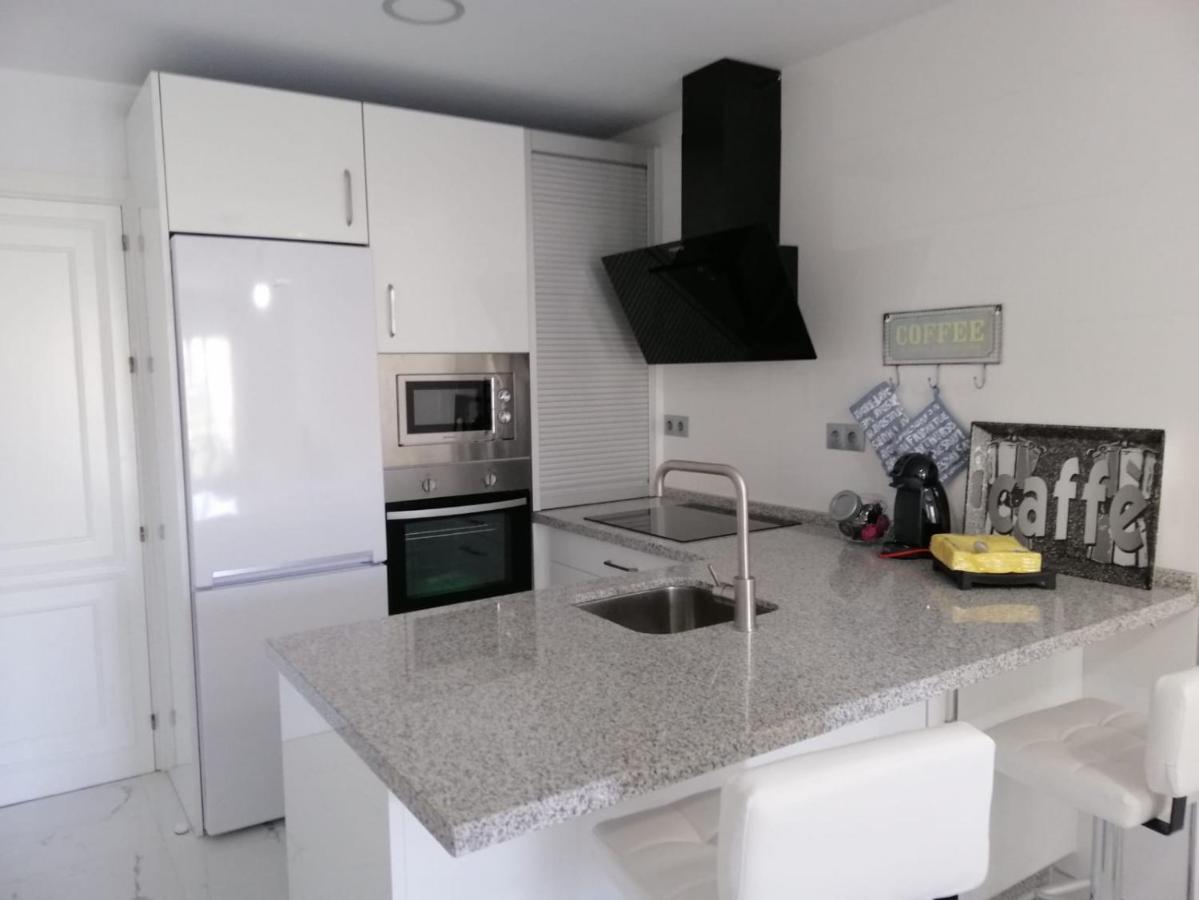 Apartamento 315 En Paseo Maritimo 96 Apartment Фуeнхирола Екстериор снимка